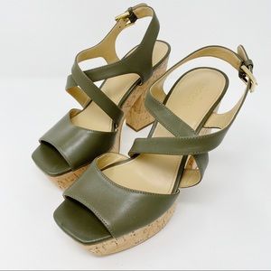 NEW Michael Kors Womens Abbott Platform Sandals